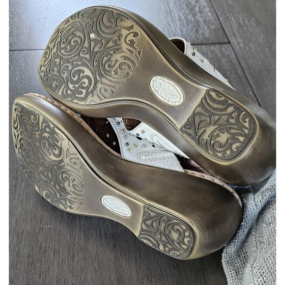 Clarks Women's Artisan White Thong Wedge Leather Sandals Stufded Boho Size 6.5 - Picture 5 of 9